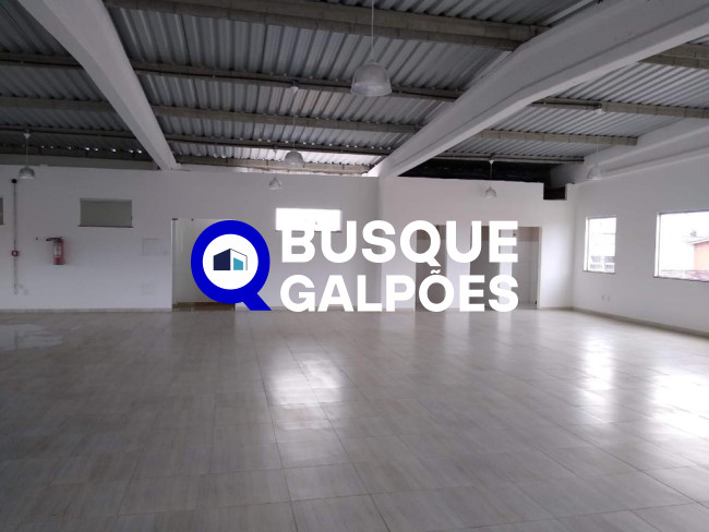 Galpão Comercial com Pé-Direito Duplo e Laje Reforçada – em Feira de Santana